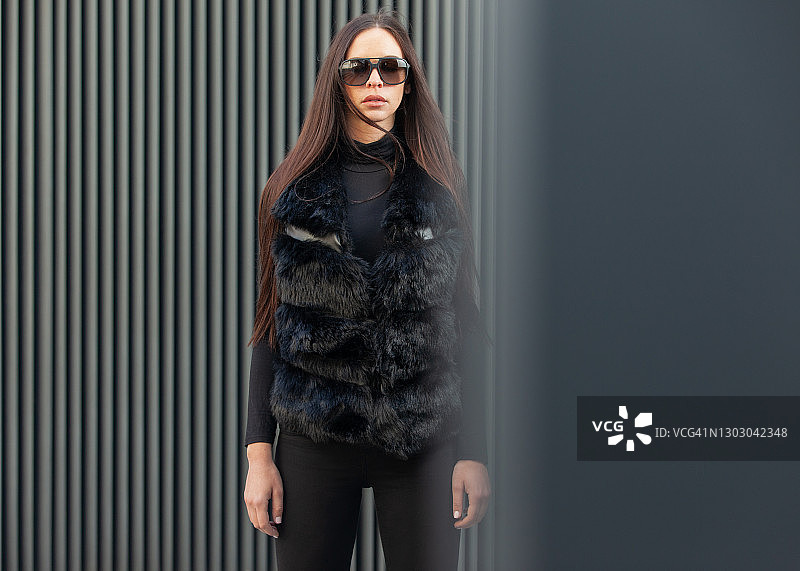 街头时尚美女肖像图片素材