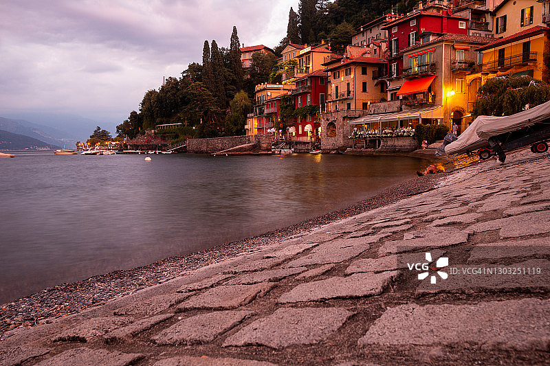 意大利伦巴第科莫湖瓦伦纳图片素材