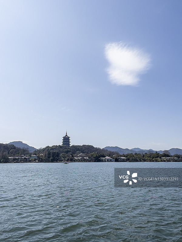 中国杭州西湖雷峰塔图片素材