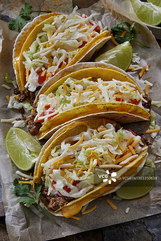 牛肉芝士墨西哥卷饼图片素材