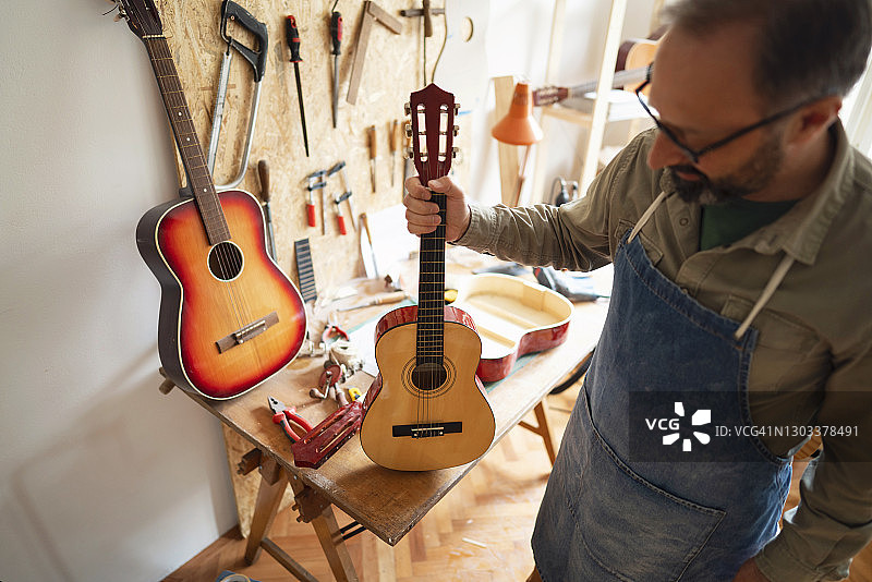 为它的工作感到自豪图片素材