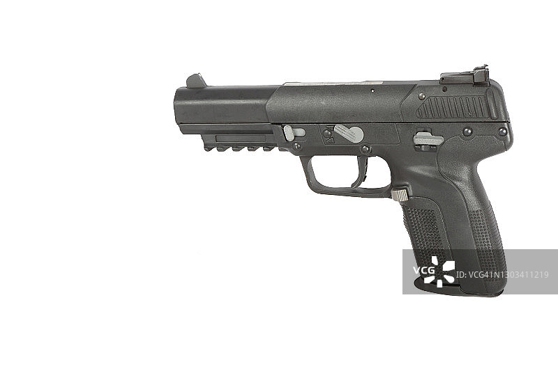 枪支：白色背景上的5.7毫米手枪特写图片素材