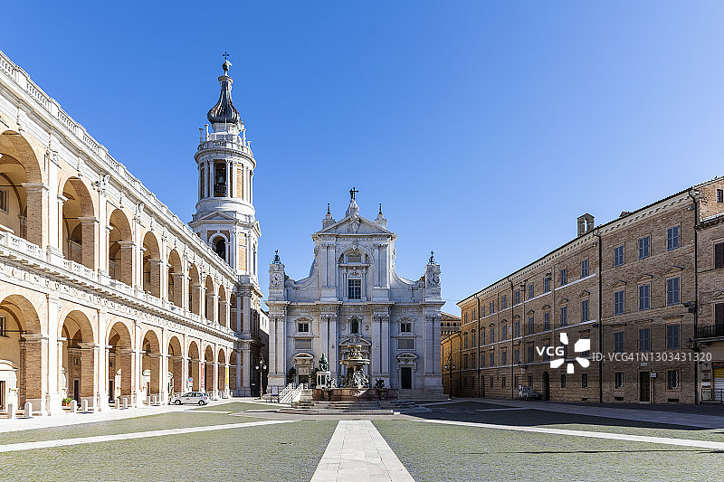 圣母广场，圣屋大教堂，意大利洛雷托镇图片素材