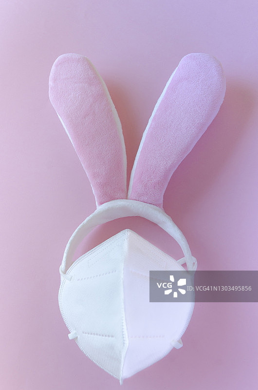 疫情下复活节兔耳和口罩图片素材