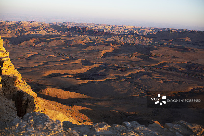 以色列拉蒙火山口图片素材