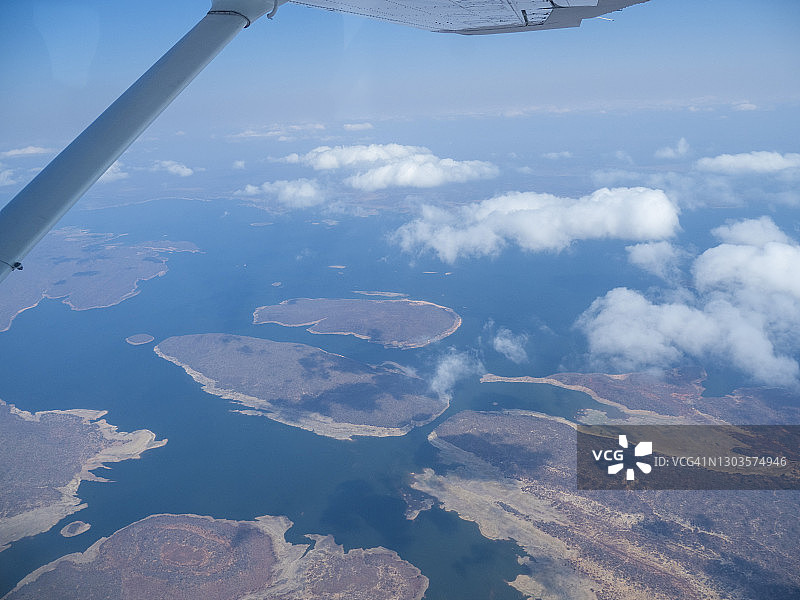 卡里巴湖航拍：世界最大的人工湖，位于津巴布韦，非洲图片素材