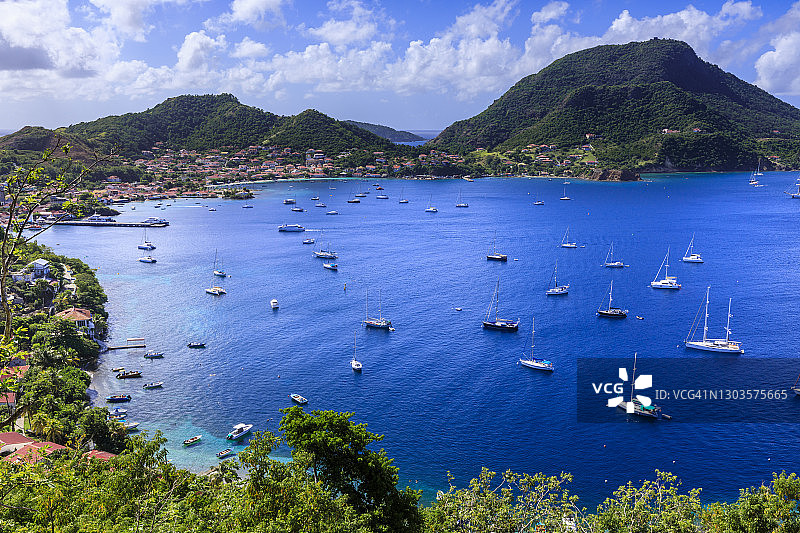 瓜德罗普圣特群岛拿破仑堡的美丽海湾风光图片素材