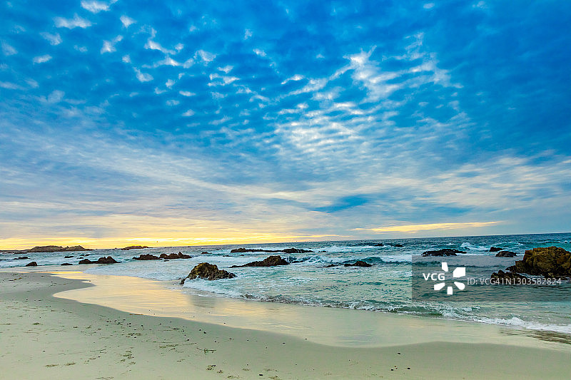 美国加州卡梅尔海滩日落景色图片素材