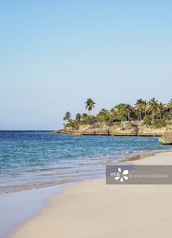 古巴奥尔金省瓜达拉瓦卡海滩图片素材
