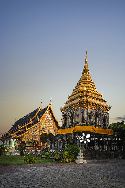 清迈清曼寺的 Chedi Chiang Lom 佛塔图片素材