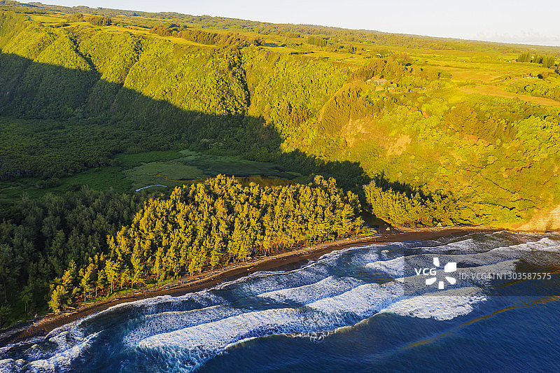 夏威夷大岛波罗陆山谷北岸航拍图片素材