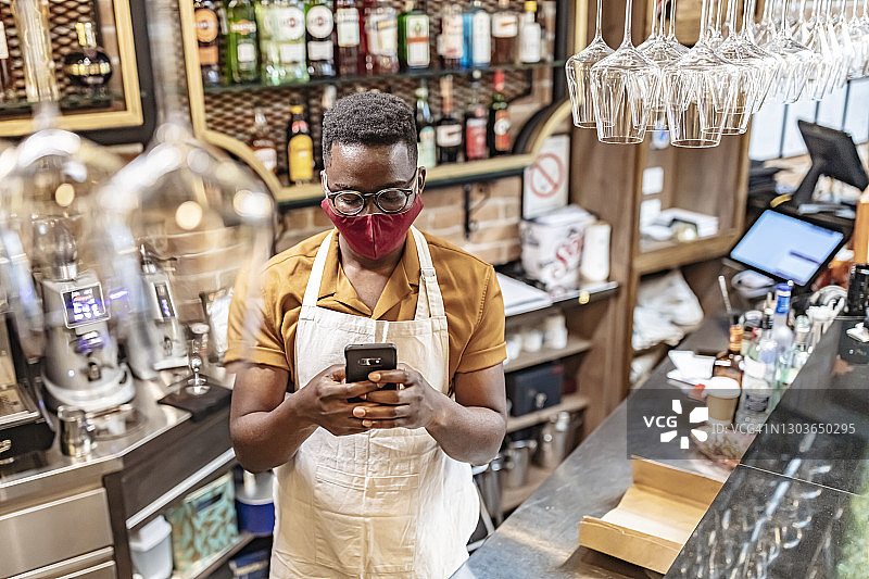 没有智能应用程序的小企业主是什么样的？图片素材
