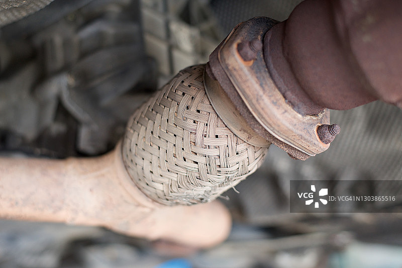 用于减少谐振器的汽车排气管的挠性管图片素材