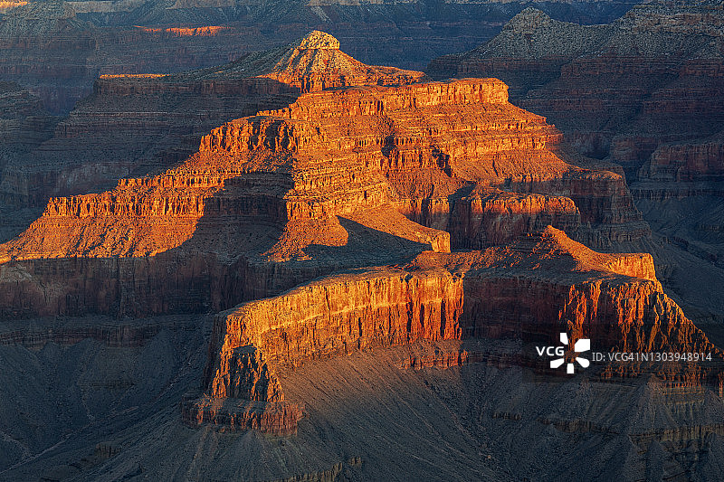 霍皮点上的第一道光图片素材