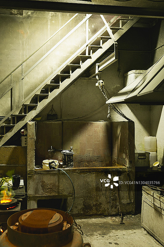 金属车间里的水槽图片素材