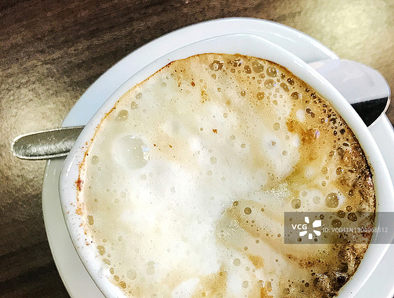 一杯热卡布奇诺图片素材