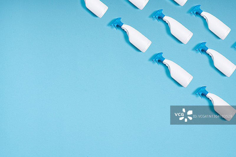 带消毒喷雾的瓶子图案，预防新冠图片素材