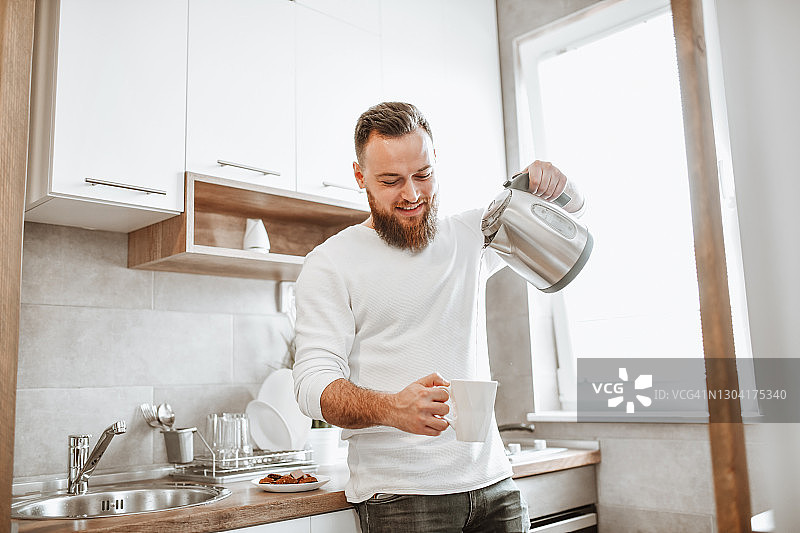 让我们从一杯咖啡开始新的一天图片素材
