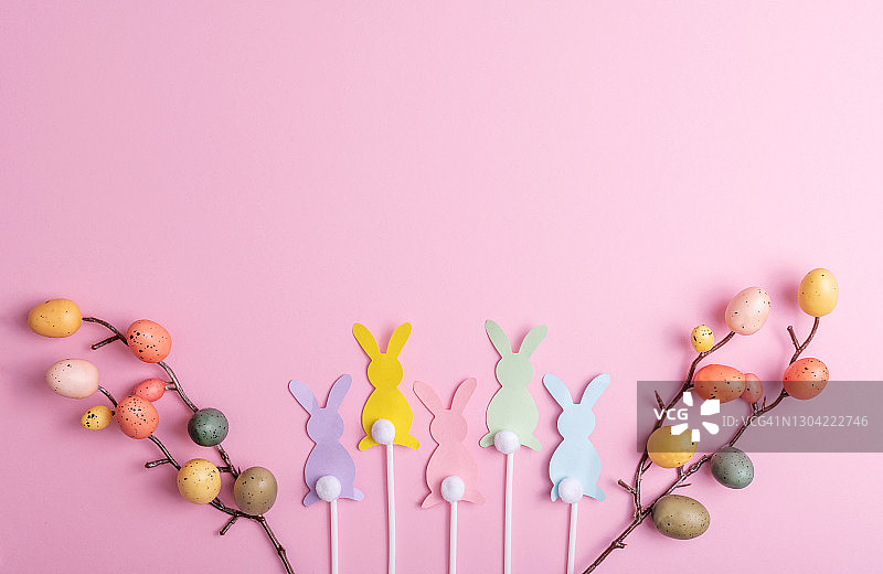 淡粉色复活节背景图片素材