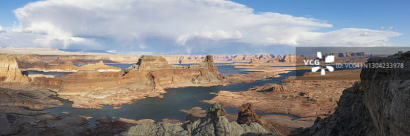 从奥尔斯特罗姆点看枪炮孤丘图片素材