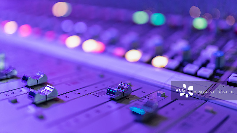 音乐混音器图片素材