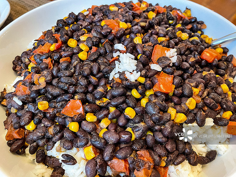 黑豆、玉米、辣椒和米饭图片素材