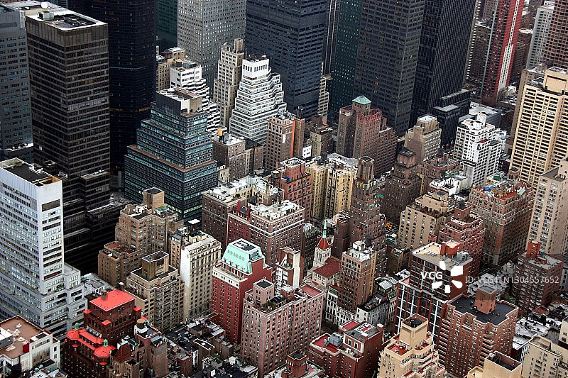 从上方俯瞰曼哈顿天际线，美国纽约图片素材