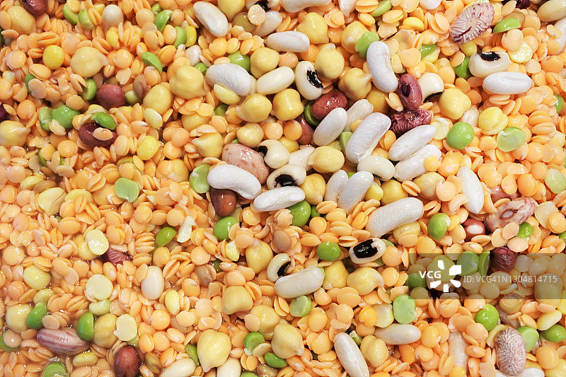 俯视混合的豆类扁豆和兵豆图片素材