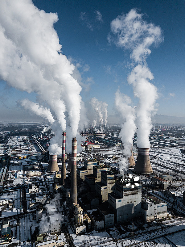 冬季航拍火力发电站图片素材