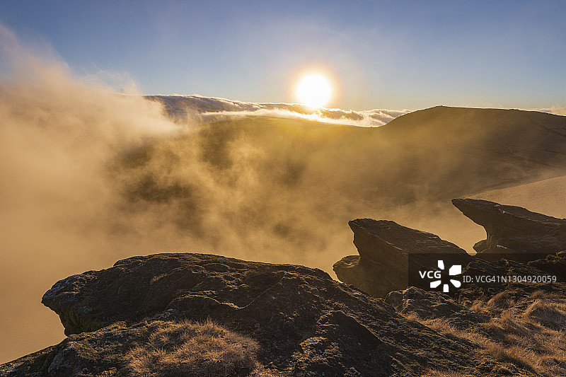 英国德比郡峰区Famine山日出图片素材