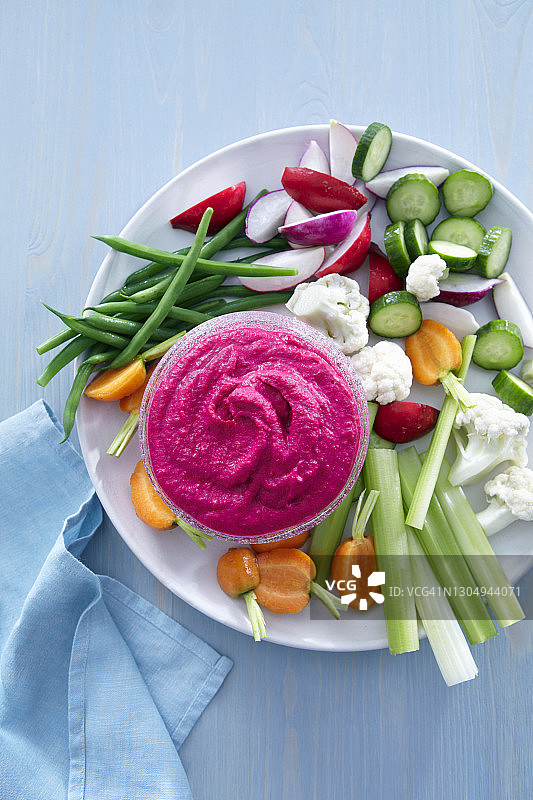 红甜菜白豆泥沙拉图片素材
