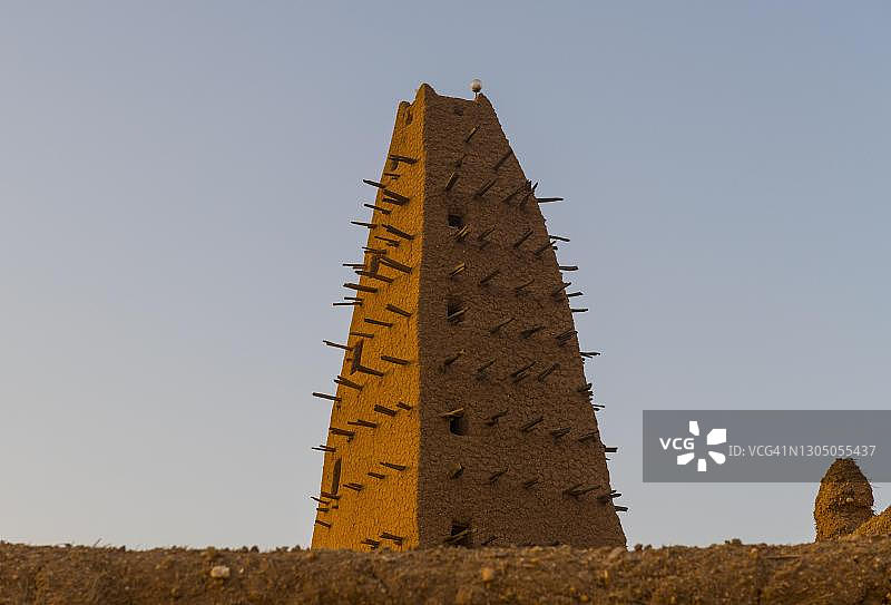 阿加德兹大清真寺宣礼塔，尼日尔阿加德兹图片素材