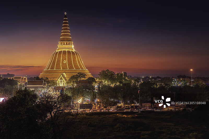 泰国佛统金塔图片素材