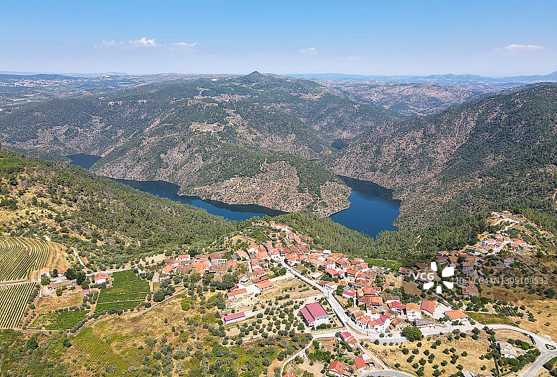 葡萄牙图阿河的风景图片素材