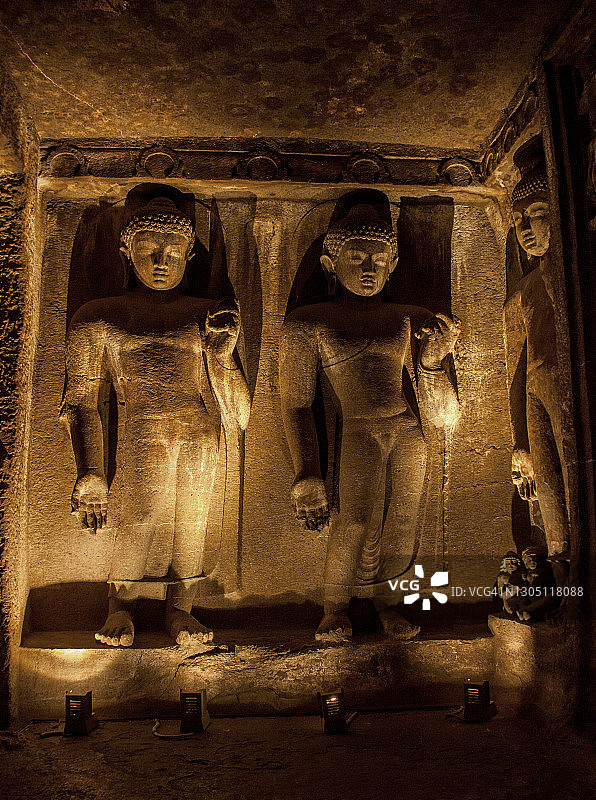 印度阿旃陀石窟的佛像，联合国教科文组织世界遗产图片素材