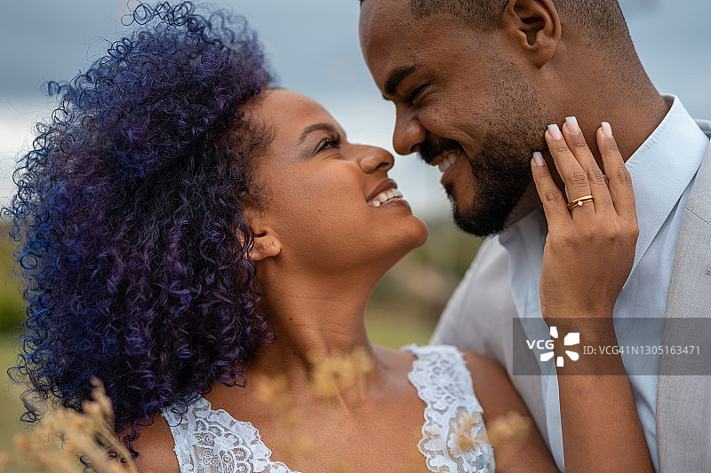 新婚夫妇肖像图片素材