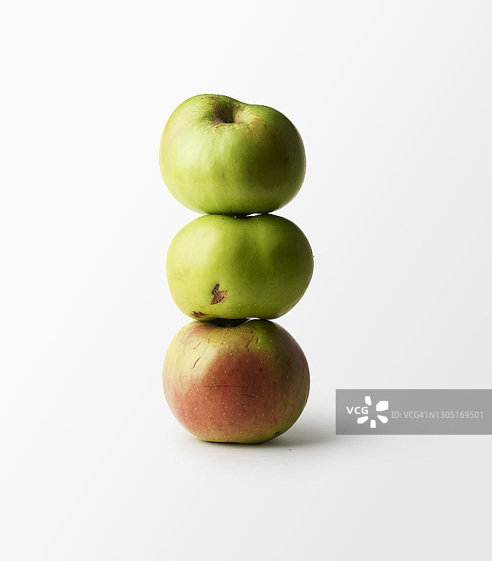 堆叠的海棠果图片素材