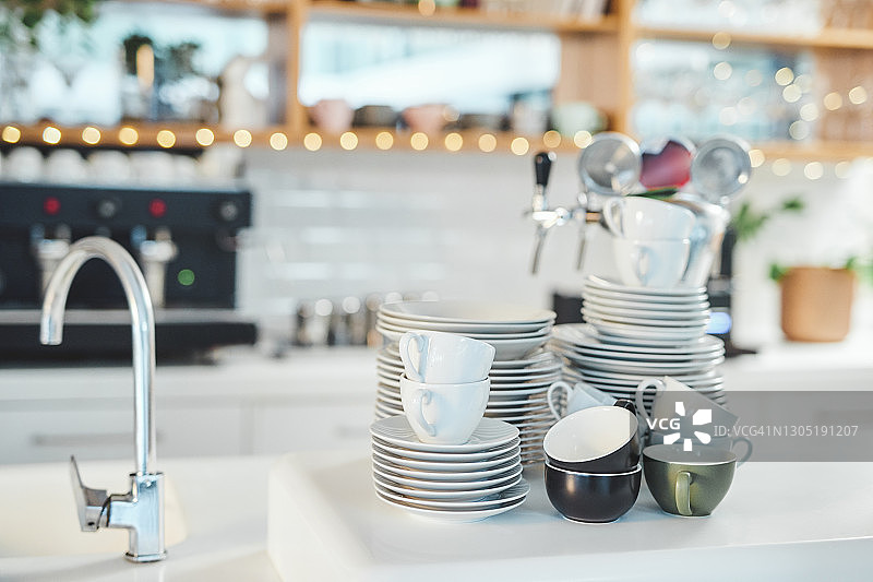 干净的咖啡馆吸引顾客图片素材