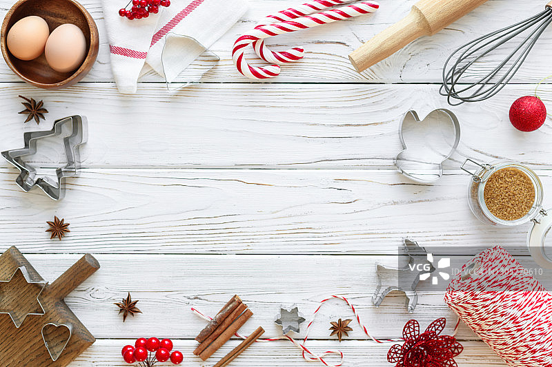 带有圣诞节属性的白色背景，用于制作节日姜饼蛋糕图片素材