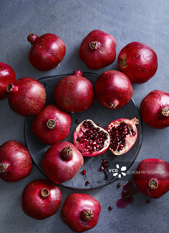 完整的石榴果实图片素材