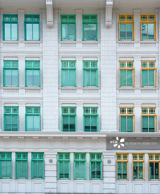 新加坡的彩色公寓楼图片素材