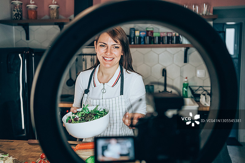 美食视频博主图片素材
