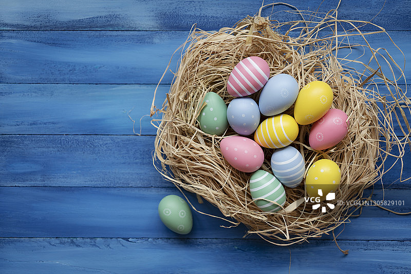鸟巢复活节彩蛋图片素材