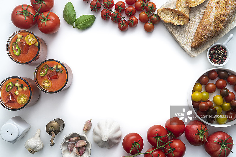 安达卢西亚西班牙冻番茄冷汤食谱图片素材