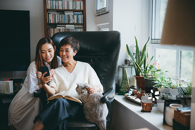 母女的欢乐时光图片素材