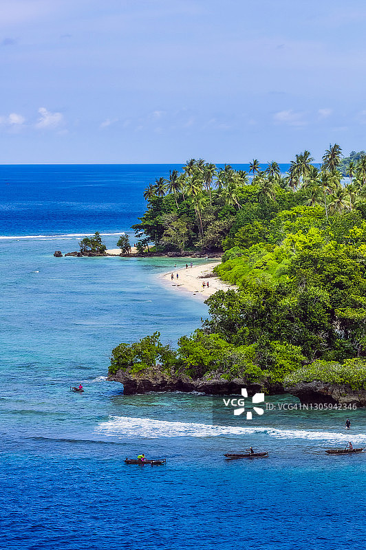 大洋洲巴布亚新几内亚特罗布里恩群岛基里维纳岛海岸线图片素材