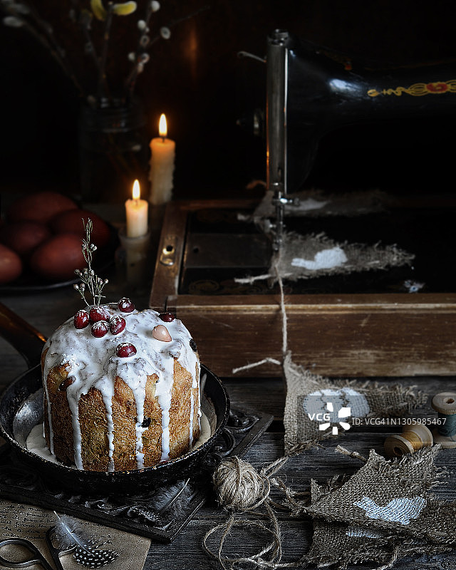 复活节蔓越莓蛋糕美食摄影图片素材