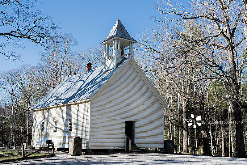 白色乡村老教堂图片素材