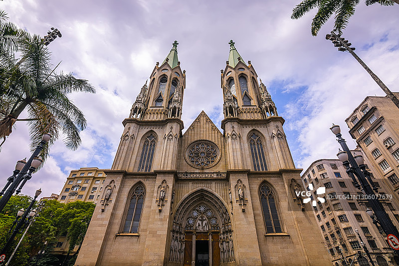 巴西圣保罗主教座堂的迷人景色图片素材