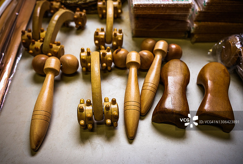手工艺品木制玩具展，中国江苏省无锡市图片素材